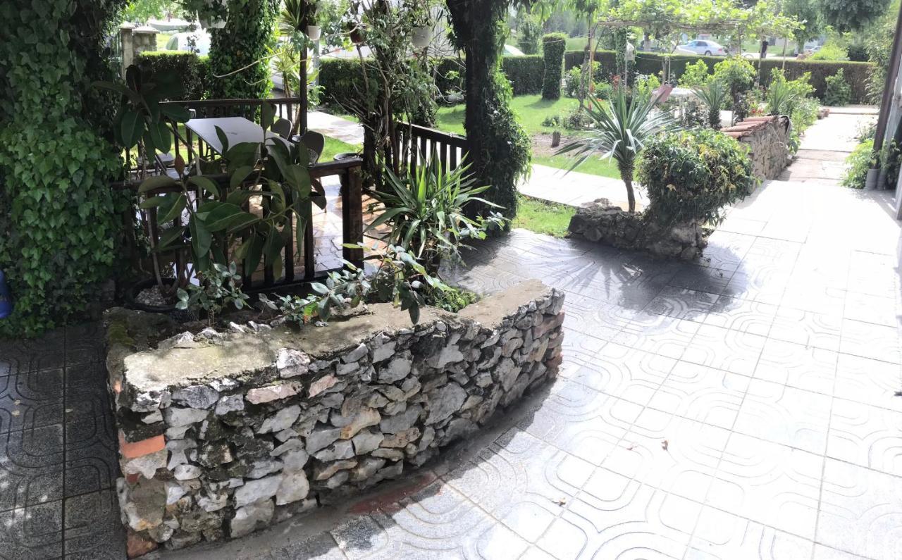 Hotel Venecia Plaza Struga Exterior foto